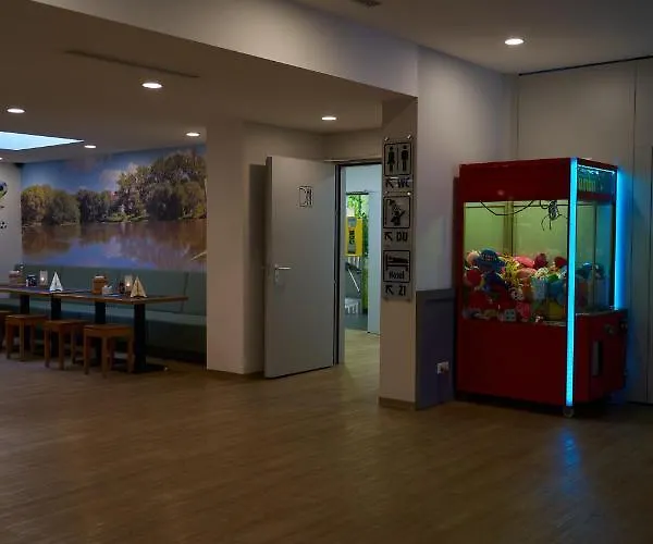 Auszeit Im Euro Rastpark Hotel 2*