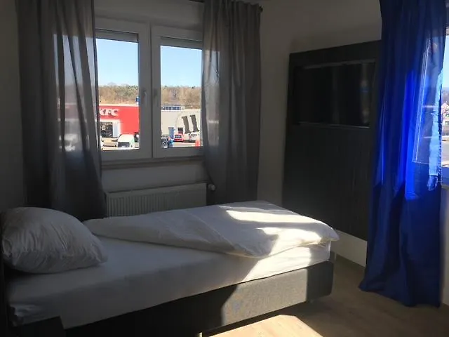 Auszeit Im Euro Rastpark Szálloda 2*